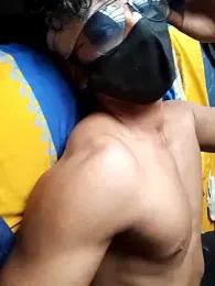 Keralaboyeee webcam model stream image