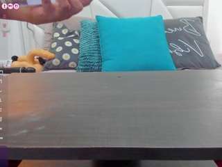 mishellxy webcam model stream image