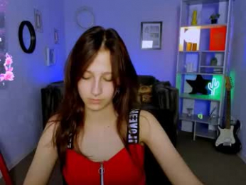 adalina_summer webcam model stream image