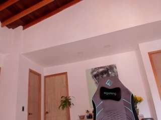 sophievelezz webcam model stream image