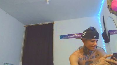 Skartoliver webcam cam4 model stream image