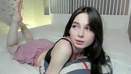 YvonneRobes webcam model stream image