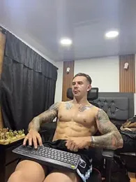 paulthompson_ webcam model stream image