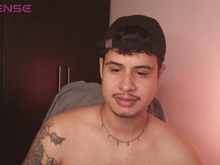 Bjorn Steel webcam model stream image