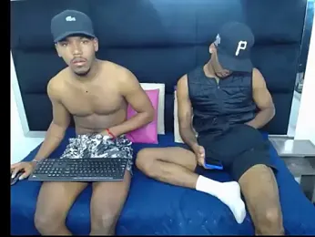 Straight_latinX webcam model stream image