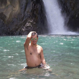 AlluringCock69 webcam model stream image