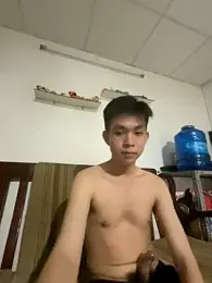 azn_typhoon00 webcam model stream image