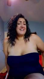 FancyLynn webcam model stream image