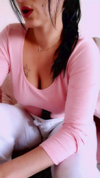 DouceQueen webcam model stream image