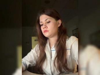 CupcakeBee webcam model stream image