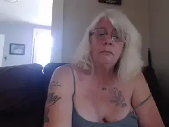 canadiancougar1965 webcam model stream image