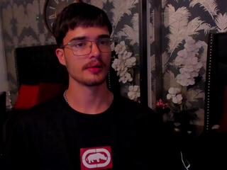 Aleex Miller webcam model stream image