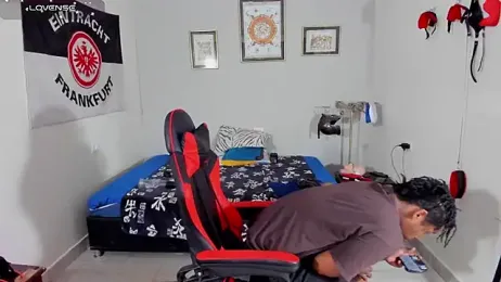 AlejoKhalifa_ webcam model stream image