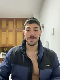 Guyinthemountain webcam model stream image
