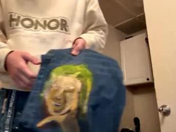 yungstudbev webcam model stream image