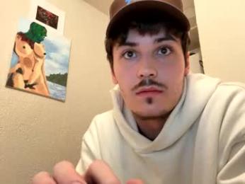 yungstudbev webcam model stream image