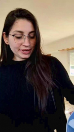 LolatuMiel webcam model stream image