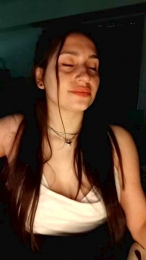 LolatuMiel webcam model stream image