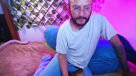 sathariel-secretcouckold webcam model stream image