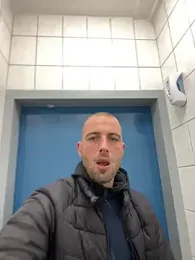 Rotteei1 webcam model stream image