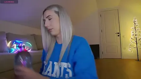 KhloeK webcam stripchat model stream image