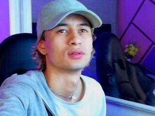 Mattias Dantee webcam model stream image