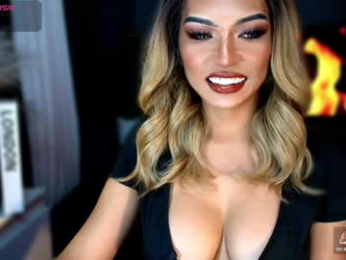 womanofyourdesire_ts webcam model stream image