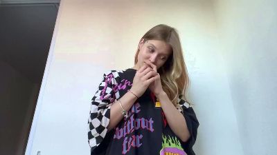 EasterWimble webcam model stream image