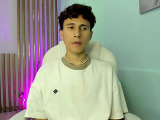 Mugly Yoshida webcam model stream image