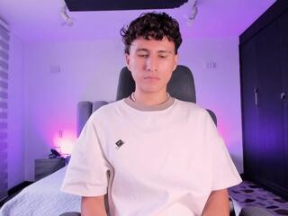 Mugly Yoshida webcam model stream image