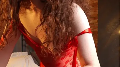 PeachyPixiee webcam model stream image