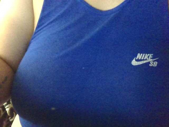 AnutkaForeva webcam model stream image