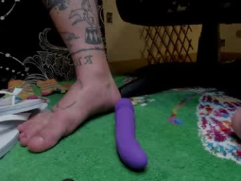 _layne webcam model stream image