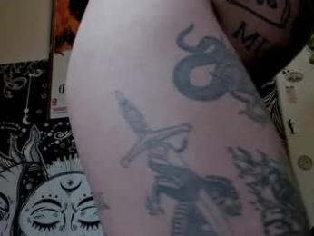 _layne webcam model stream image