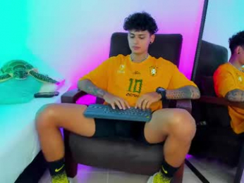 maxi_g webcam model stream image