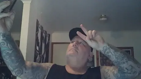 BLUEYEDBEAR69 webcam model stream image