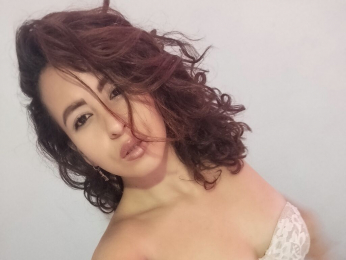 CamilleParist webcam model stream image