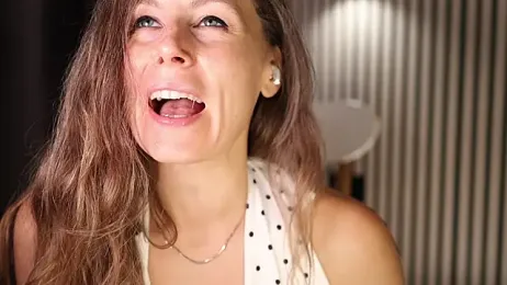 AnnittaStar webcam model stream image