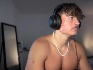 Noah Sandler webcam model stream image