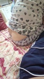 Monella52 webcam model stream image