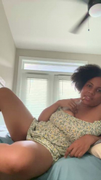 Gysellaa webcam model stream image