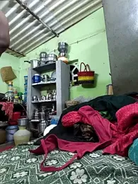 Tamilselviroja- webcam model stream image