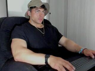 Scott Milleer webcam model stream image