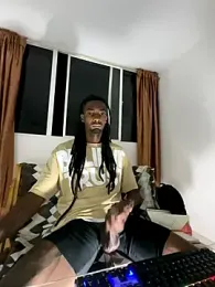 Malkon_Big webcam model stream image