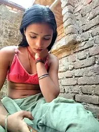 R_Roshni webcam model stream image