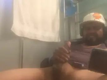 MrDickUdown24_7 webcam model stream image