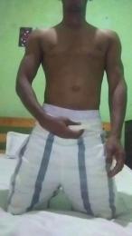 Aubergino webcam model stream image