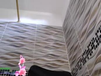 khloe33 webcam model stream image