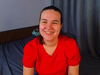 Taite Charton webcam model stream image