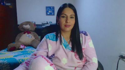 Sahotlove1_ webcam model stream image